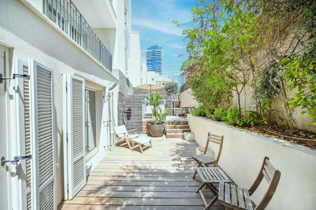 Chic Neve Tzedek 3BR & PARKING with Spacious Terrace - By BerryStays
