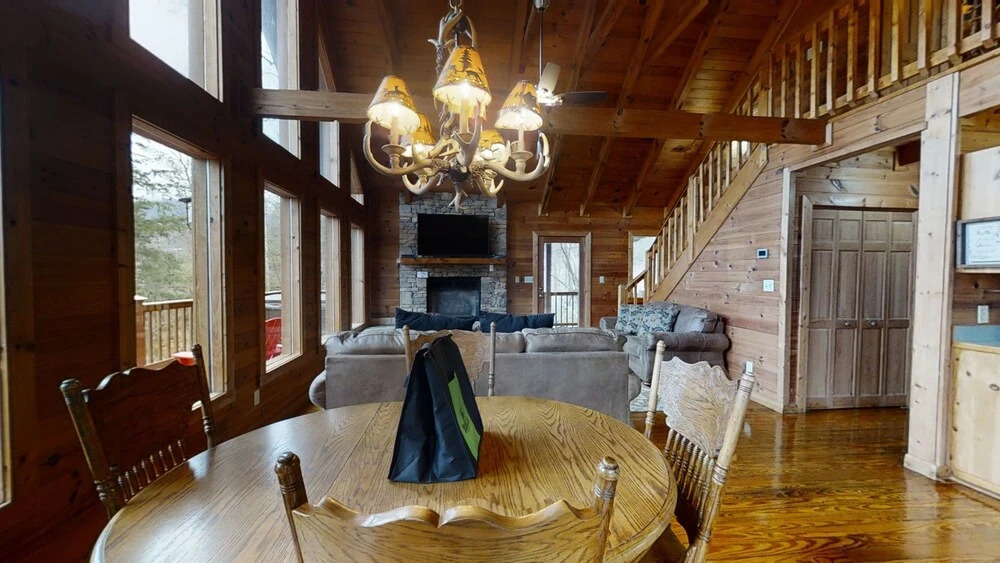 Many Happy Returns 2 Bedroom Cabin