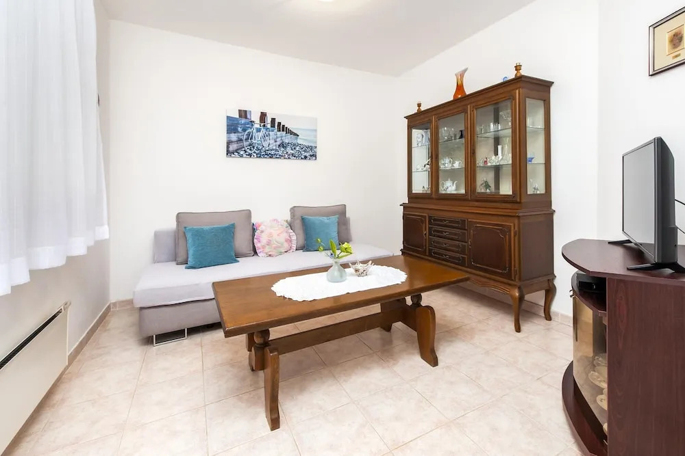 Apartments Maxi