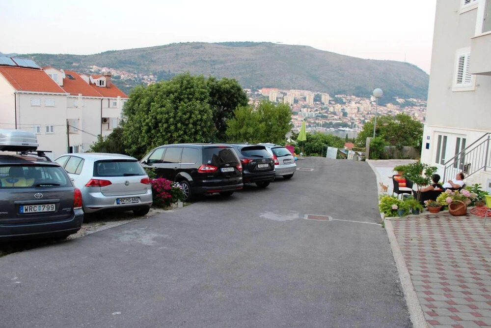 Apartment With one Bedroom in Dubrovnik, With Furnished Terrace and Wifi - Near the Beach