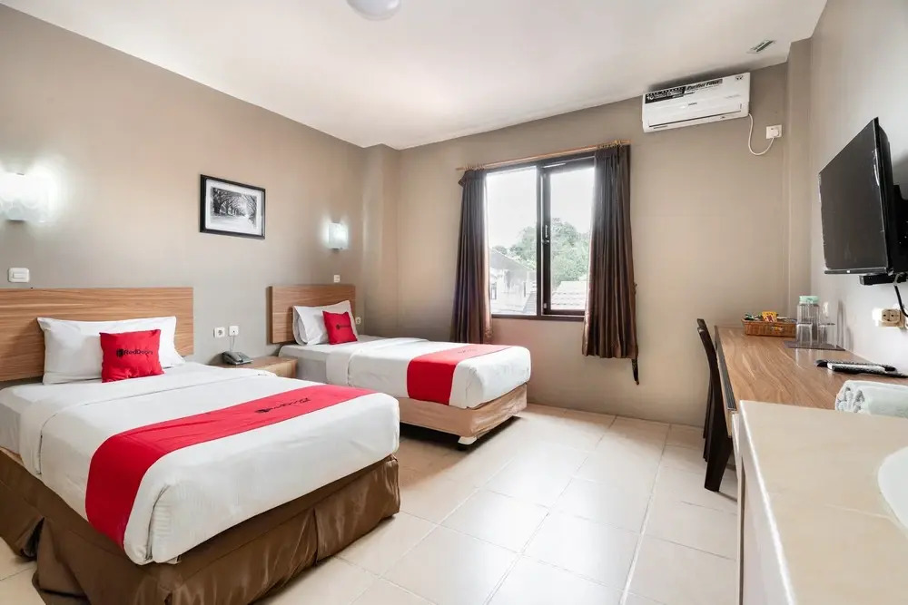 RedDoorz Plus at Hotel Ulin Samarinda