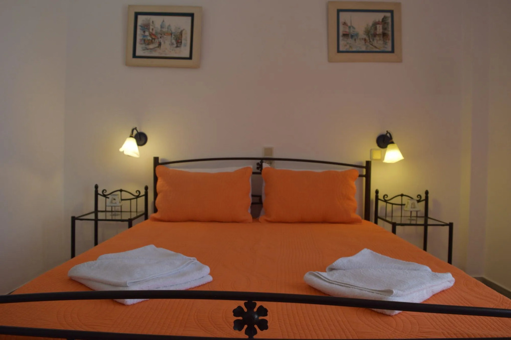 Join Us Low Cost Rooms