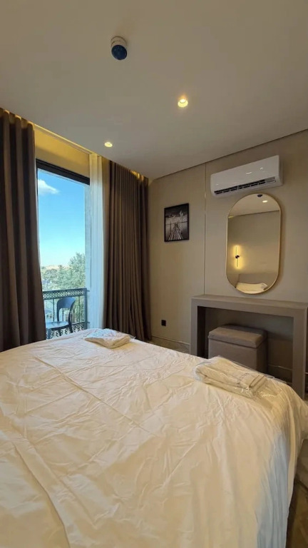 302 Tara-jre Jabal Al Lweibdeh With Stunning View