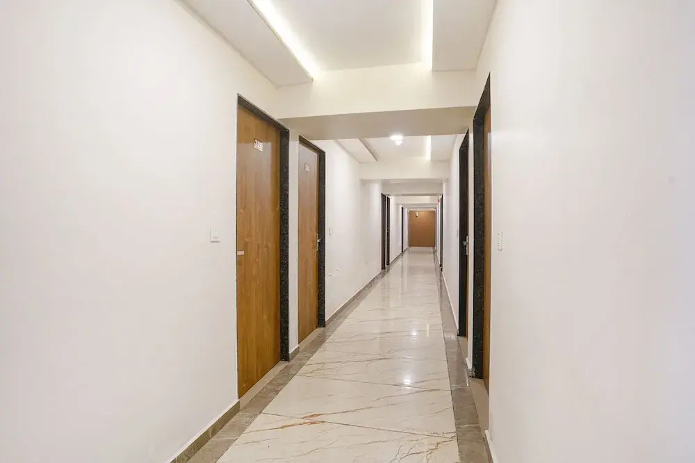 FabHotel SR Naroda - Nr Akshardham