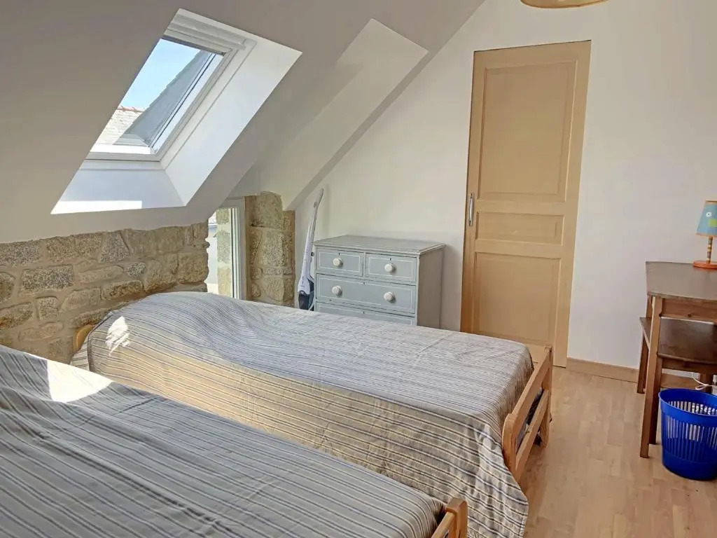 Maison Charmante à Ploemeur - Proche Plages et Campagne - 7 Couchages avec Jardin et Wifi - FR-1-349-105