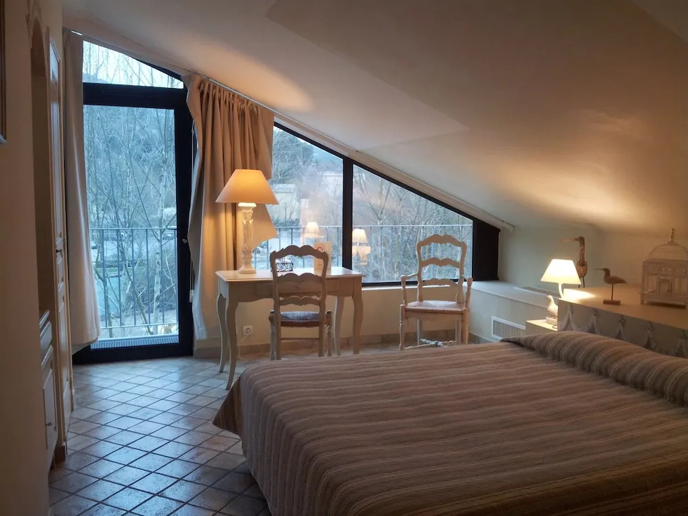 Hotel du Poète