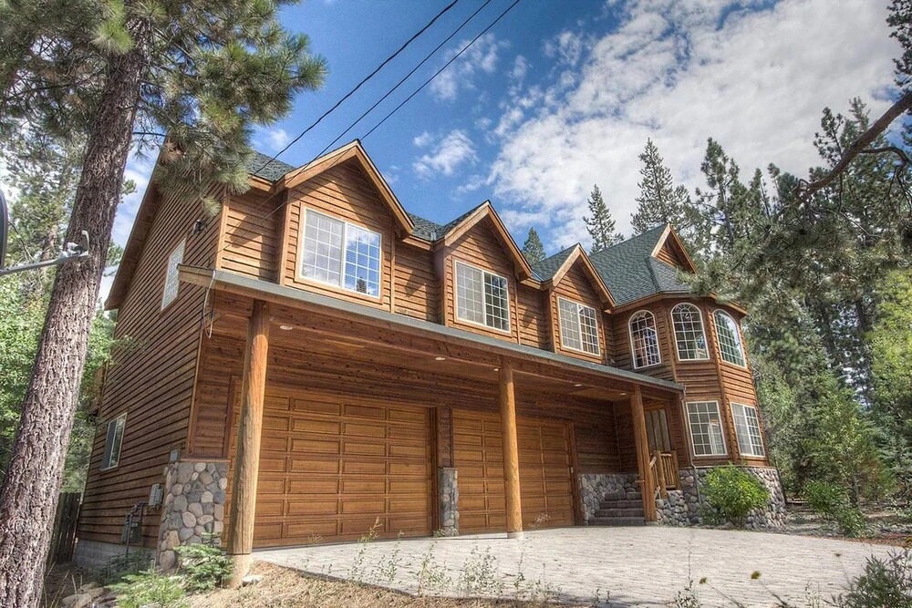 Truckee River Lodge