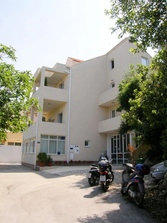 Apartments Aida