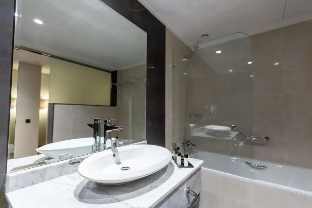 Nour Plazza Hotel
