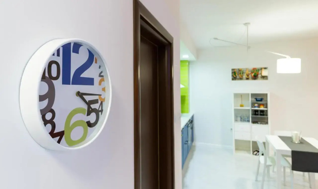 Pop your C-O-L-O-R-S - Funky and Modern 1BDR. Apt.