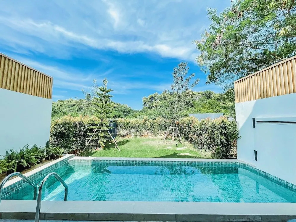 The X10 private pool villa khaoyai SHA Certified เขาใหญ่