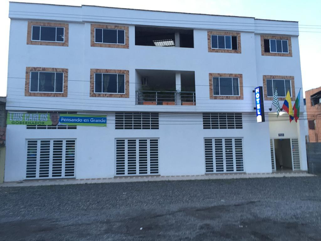 Hotel L&C Llano Confort
