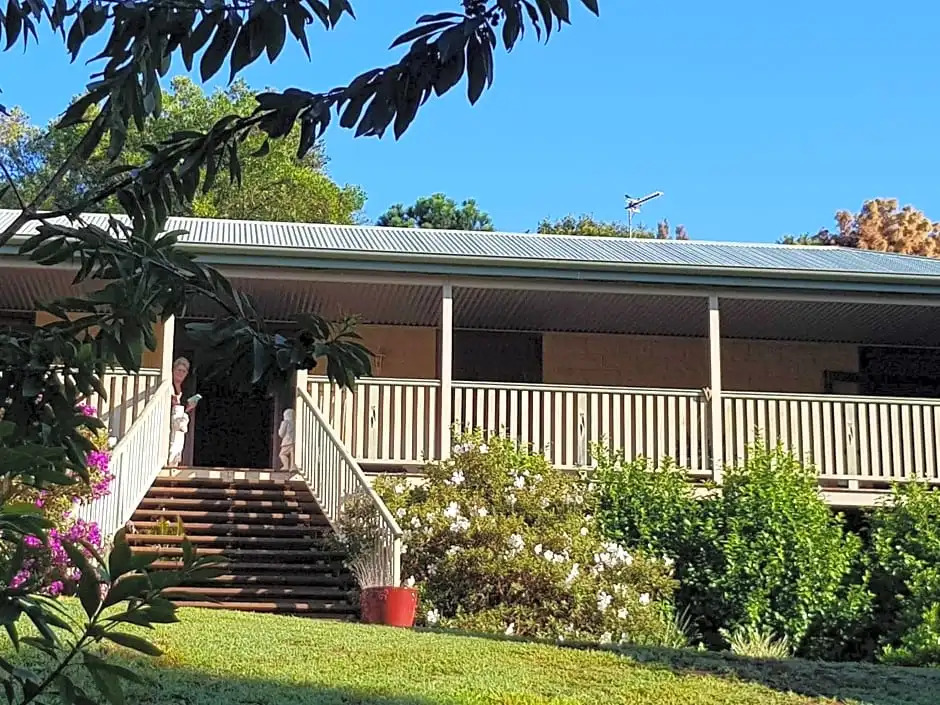 Gumtree House Montville