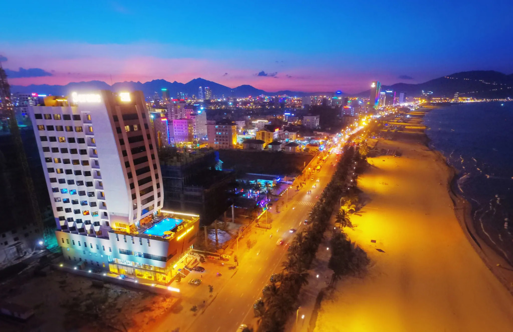 Serene Beach Hotel Danang
