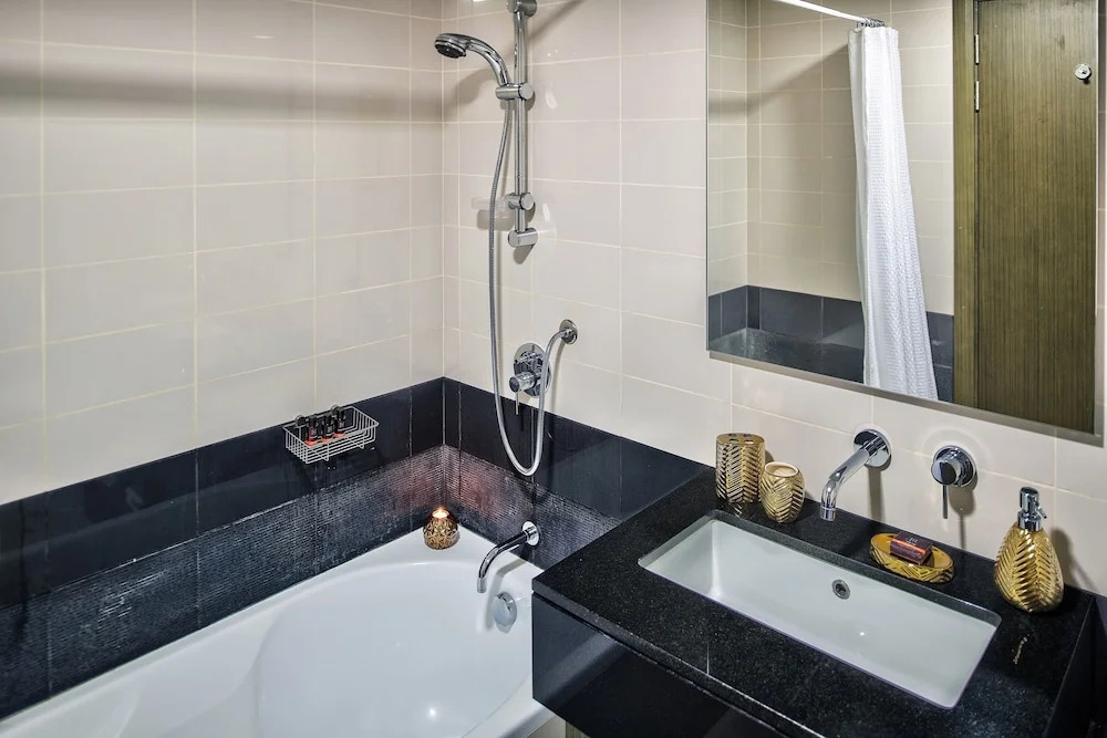 Luxury Staycation - Lofts East