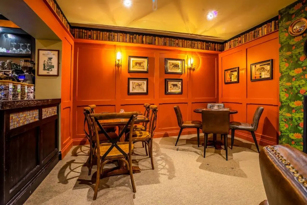 The Crown Hotel
