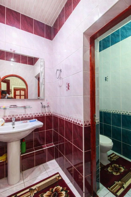 Chinara Guest House