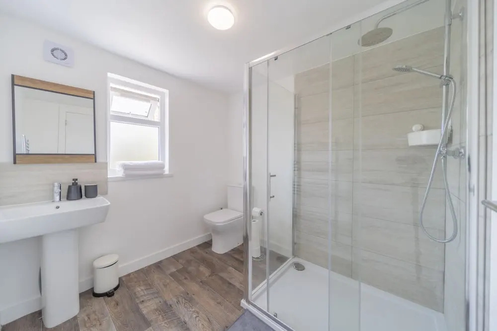 Charming 3-bed Apartment in South end on sea