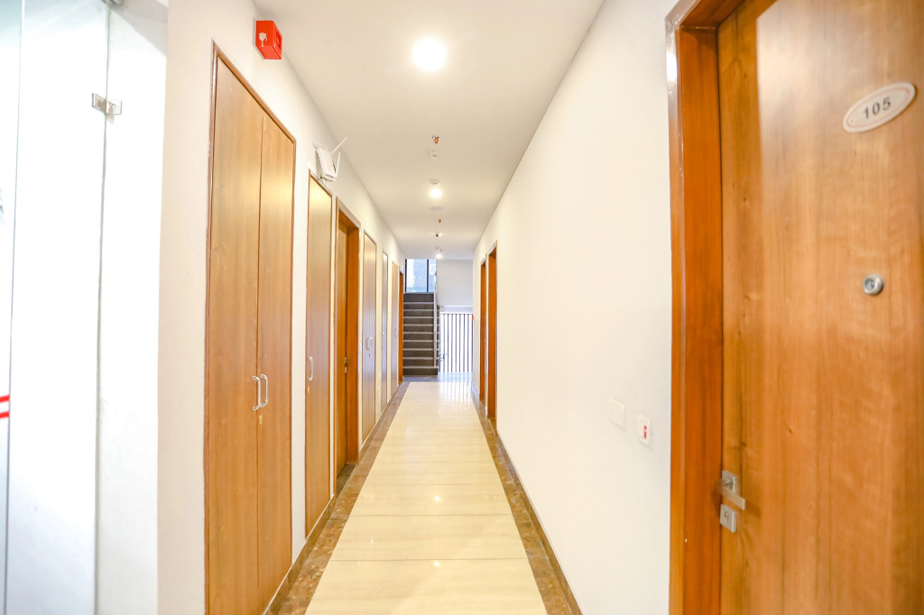 FabHotel Indirapuram by SBG Near Sec 62 Noida