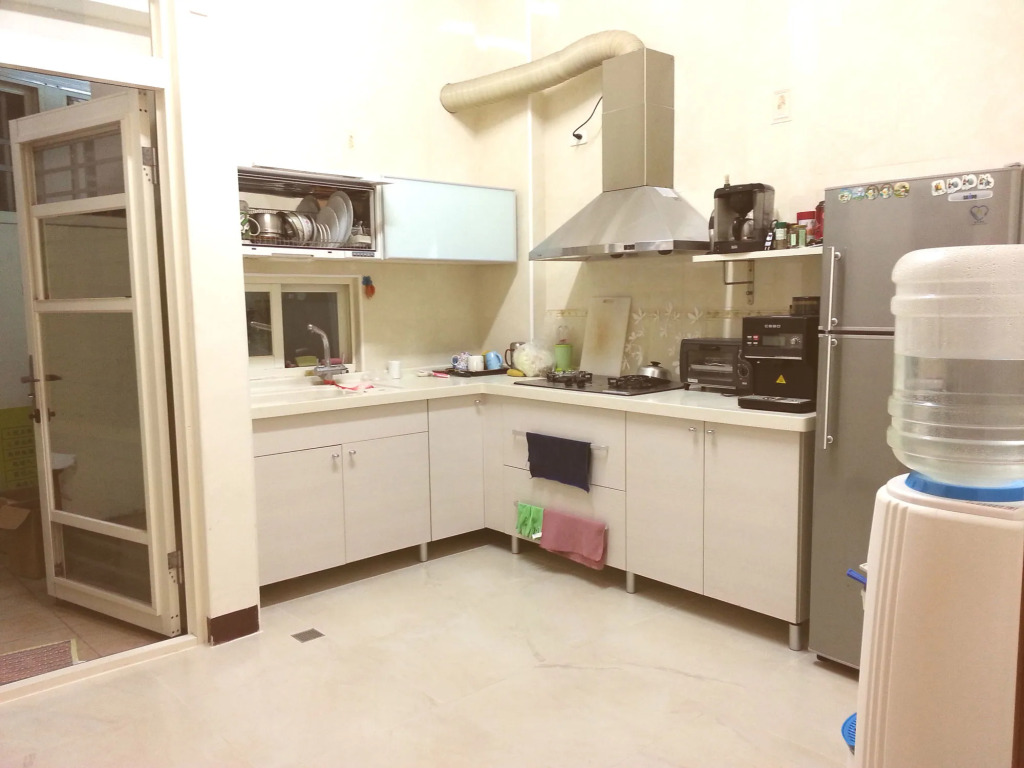 Encounter Hostel
