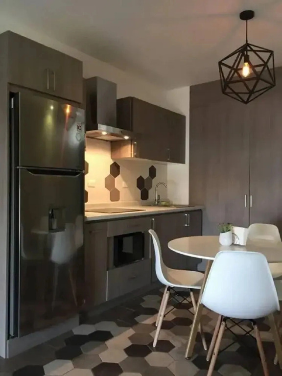 Comfy, save, and well located apt. cintermex. center, santa lucia 2BD, 2BTH. by Mty. Living