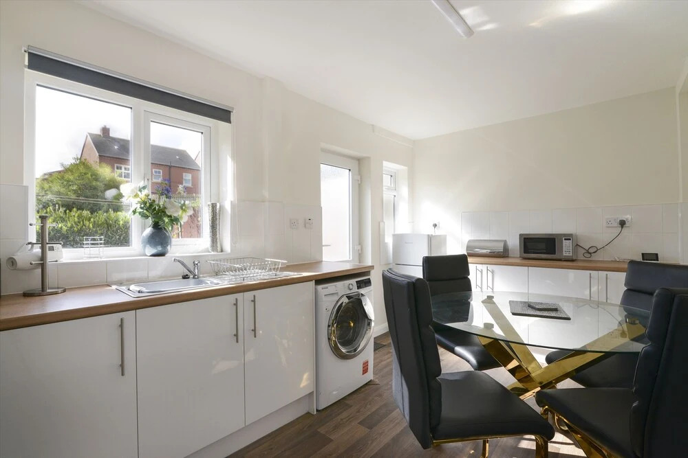 Alderton House