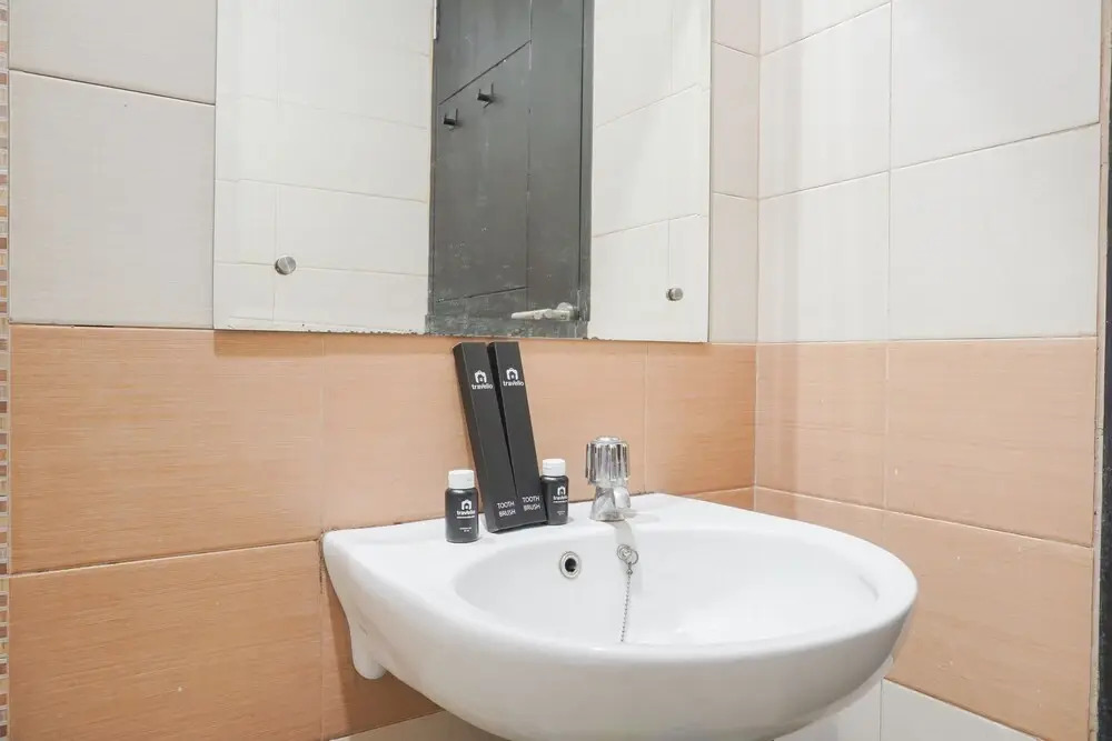 Cozy Stay 1BR at Gardenia Boulevard Apartment