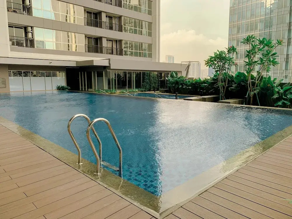 Comfort And Warm Studio At Ciputra World 2 Apartment