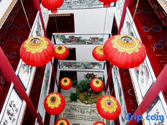 Hailong Yunhe Hotel