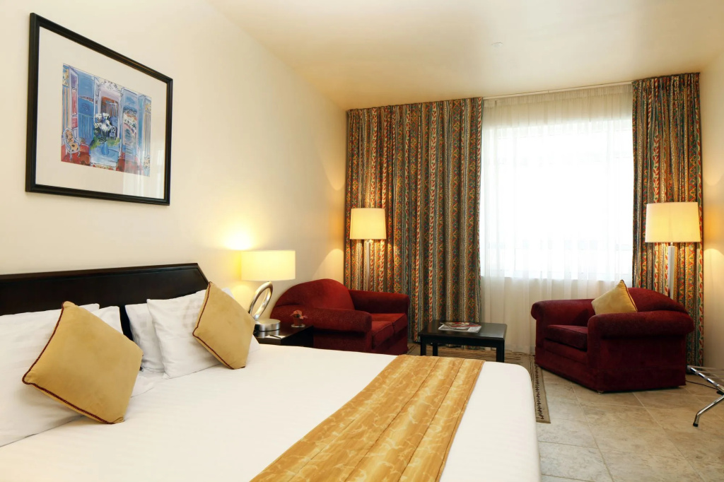 Avari Al Barsha Apartment Hotel