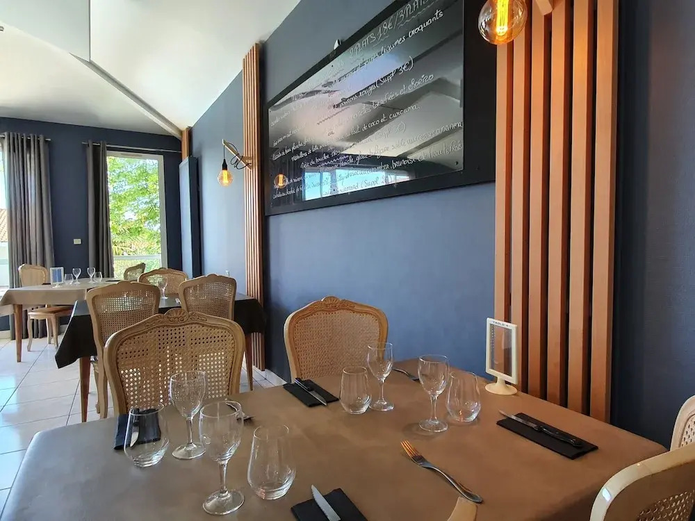 Hôtel Restaurant les Voyageurs