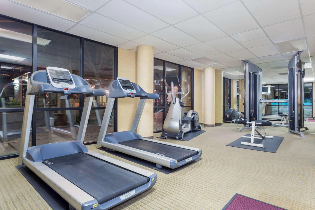 Wyndham Garden Phoenix Midtown