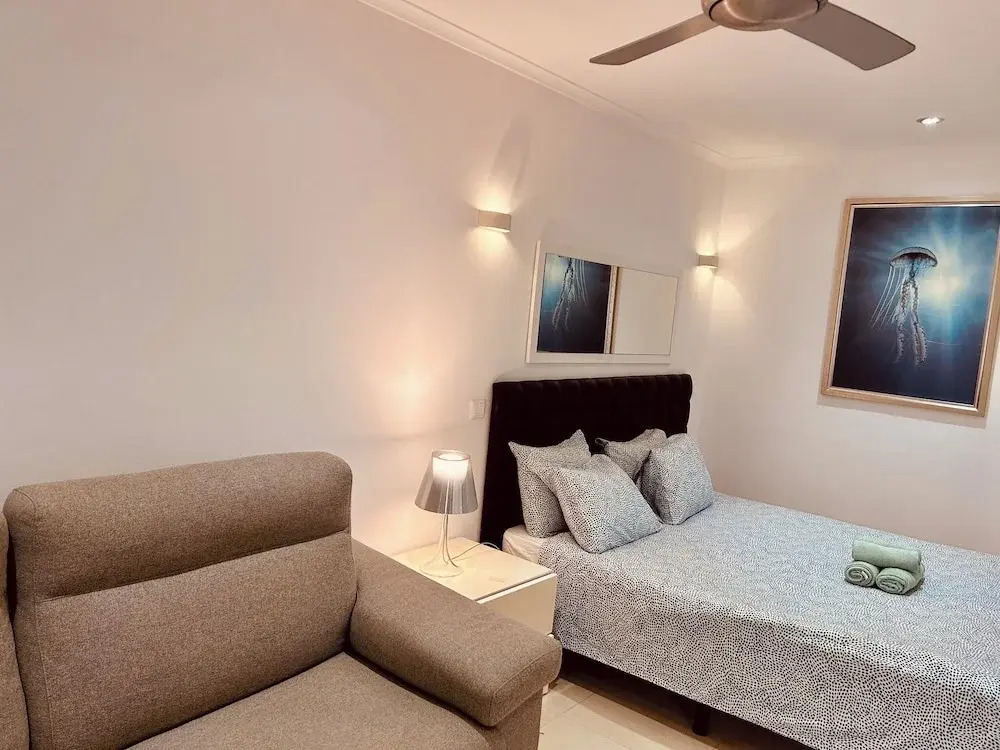 Central Lagos Town Center Apartment Near Marina