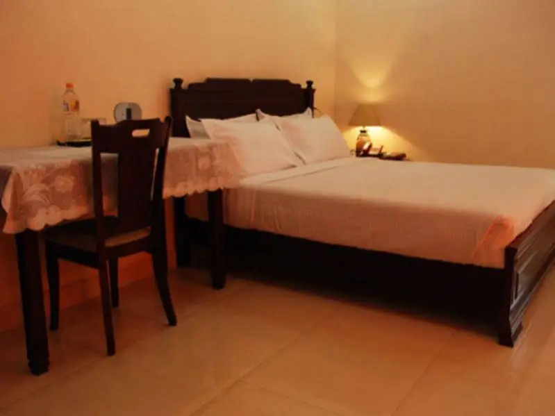 United-21 Island Paradise Hotel