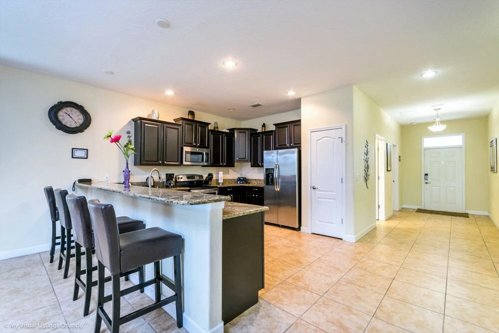 1428 Moonvalley Drive