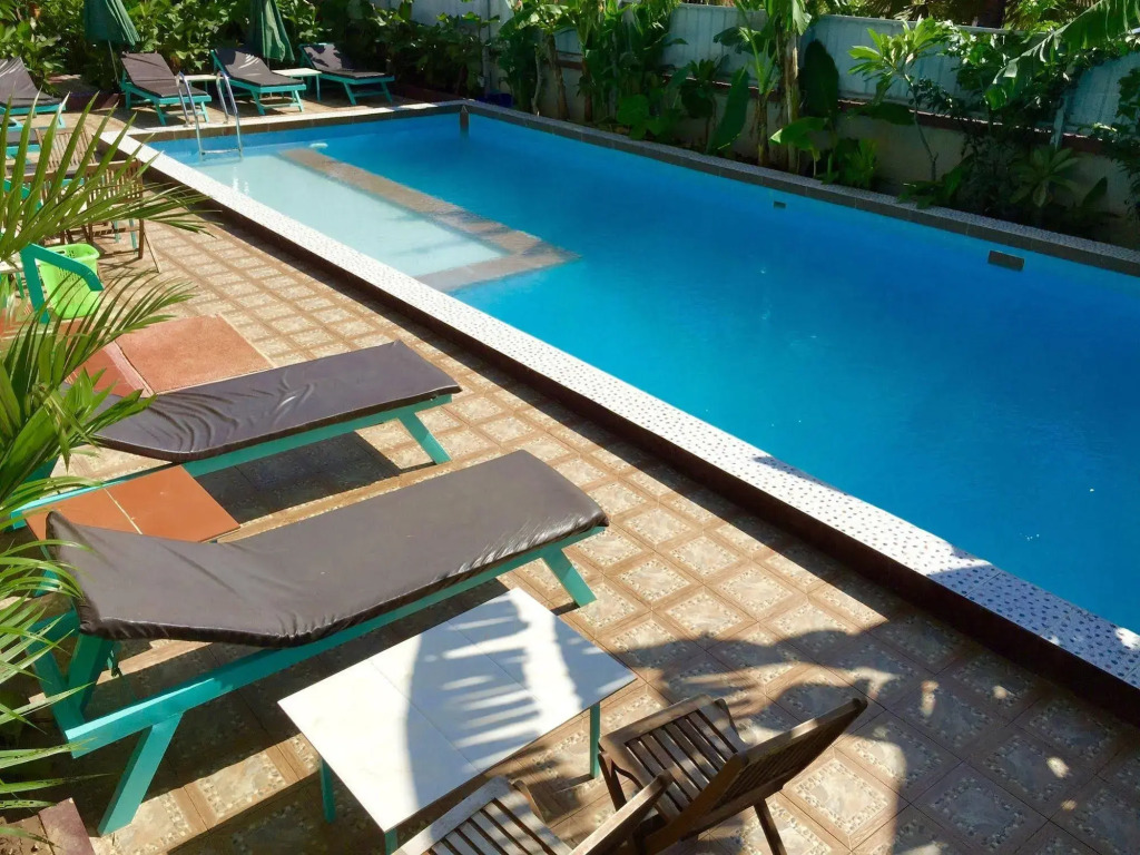 River Dolphin Hotel