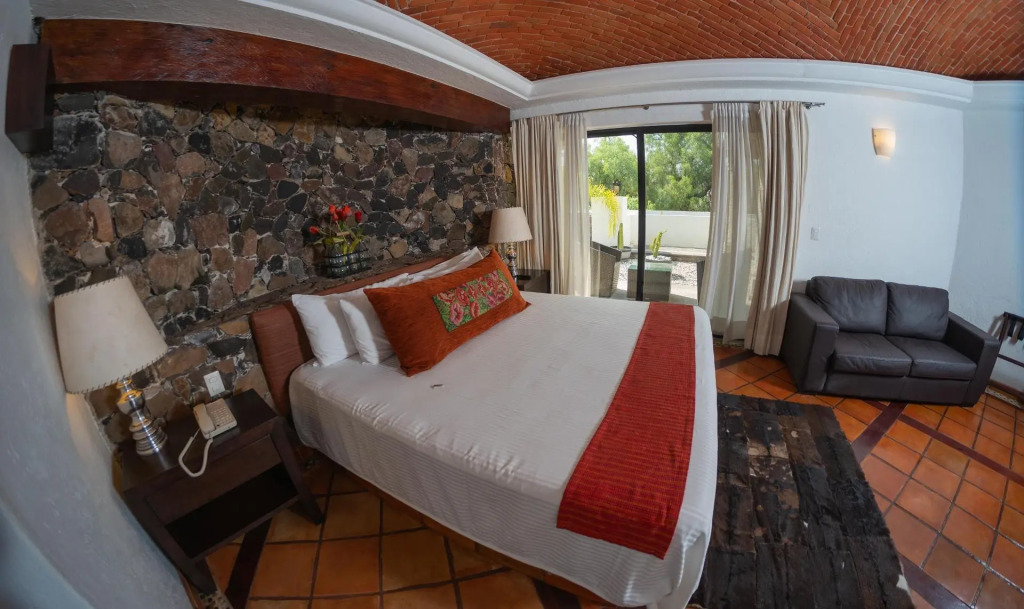 Hotel Villa Mexicana Golf & Equestrian Resort