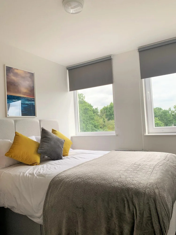 Top Floor - Serviced Apartments