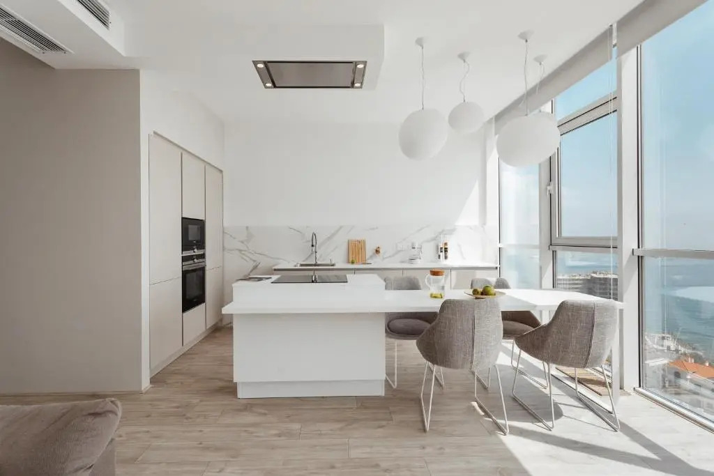 Sea and Sky Apartment