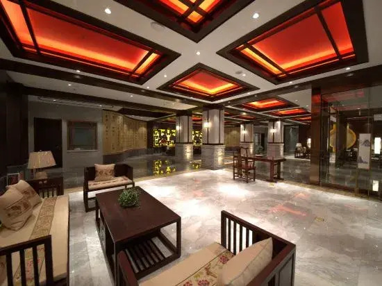 Rufeng Hotel (Qufu East High-speed Railway Station)
