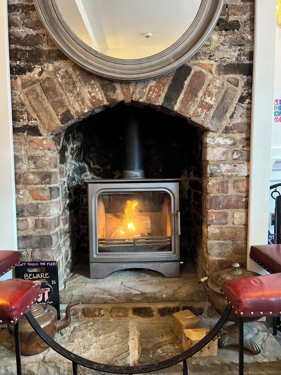 Goldings Public House & Rooms