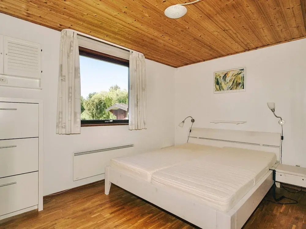 6 Person Holiday Home in Store Fuglede