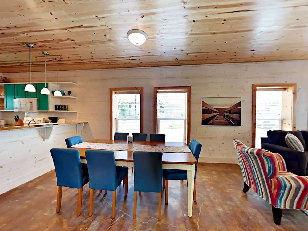 The Commons #404 - Three Bedroom Townhome
