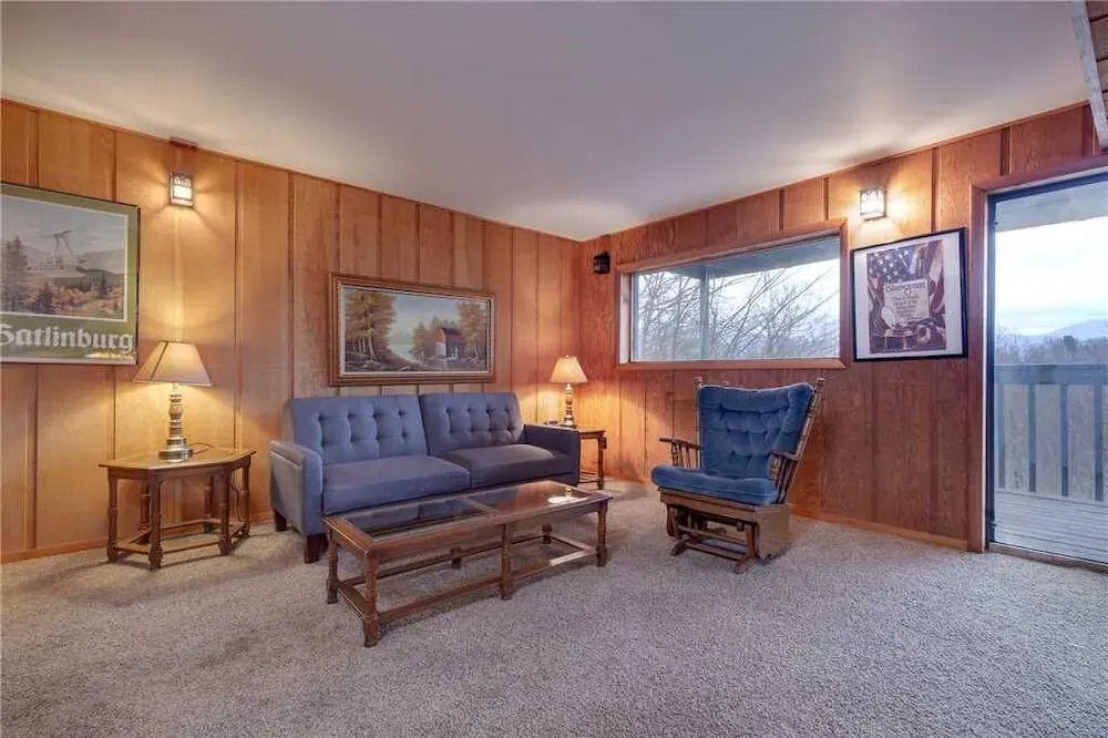 Honey Bee Cottage, 3 Bedroom, Pool Access, Grill, Fireplace, WiFi, Sleeps 8