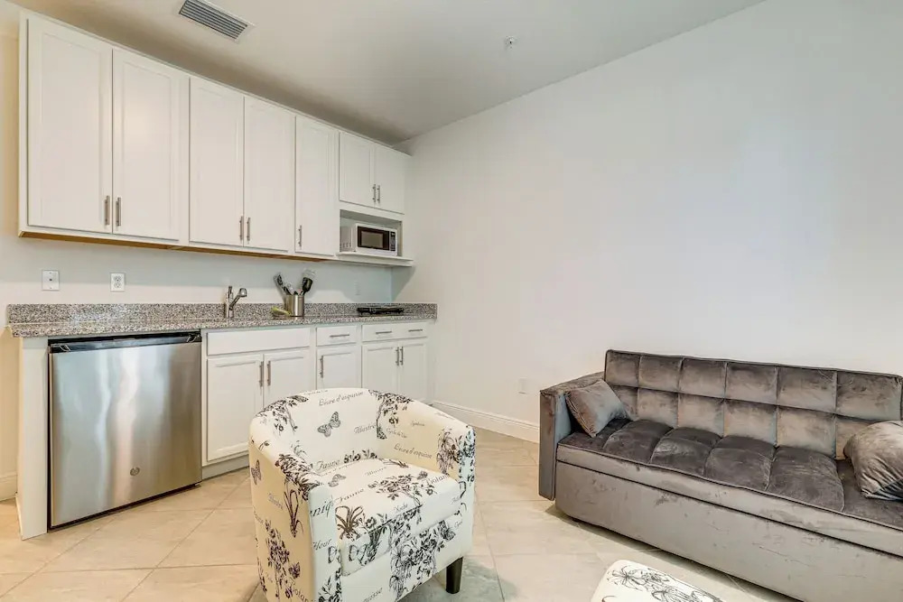 Beach-hop & Golf! Port St Lucie Apt w/ Shared Yard