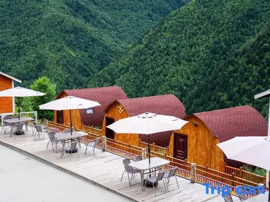 Mountain Tour Homestay（Four Sisters Mountains）