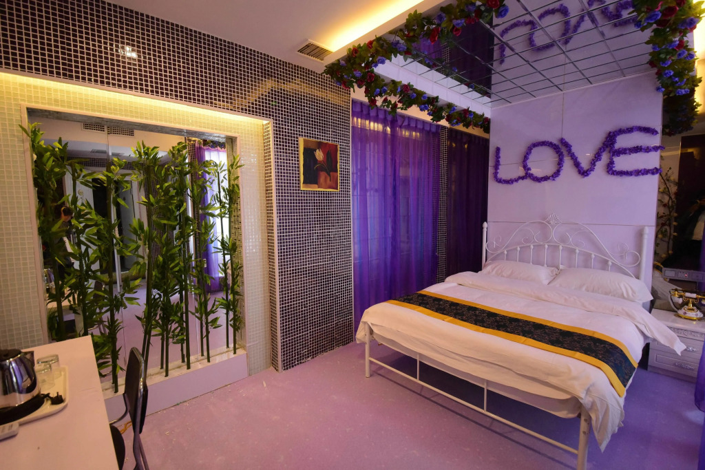 Qingdao Couples Boutique Hotel