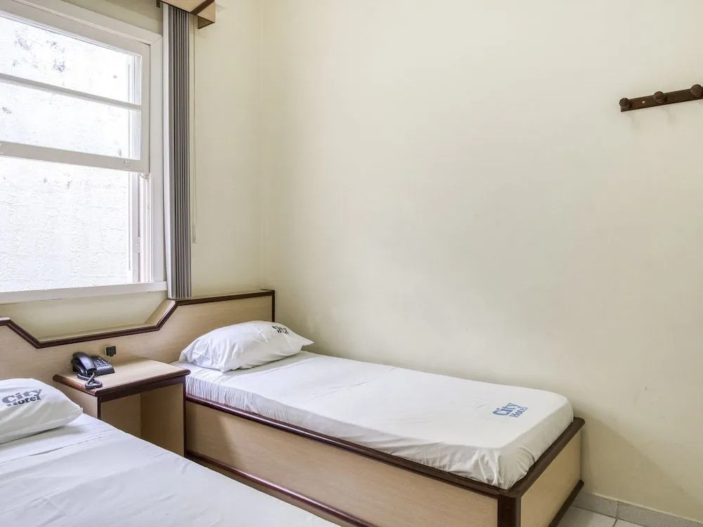 OYO City Hotel, Curitiba
