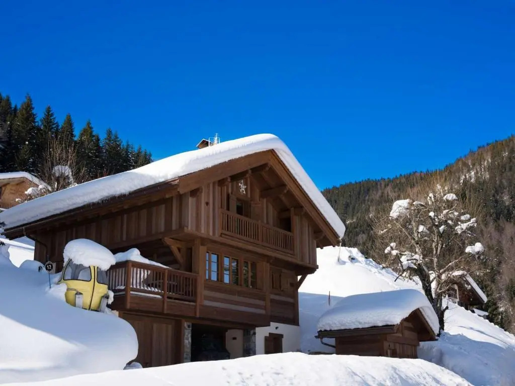Chalet La Clusaz, 6 pièces, 8 personnes - FR-1-304-113