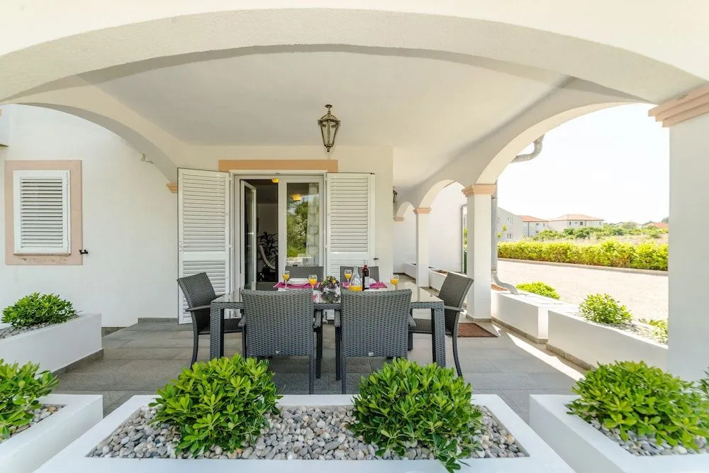 Suva Punta Luxe by Villas Guide